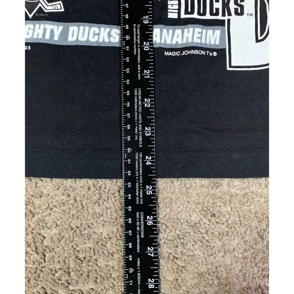 Vintage 1993 Anaheim Mighty Ducks NHL 90s Tank Top Magic Johnson T’s Mens L New - Picture 9 of 14
